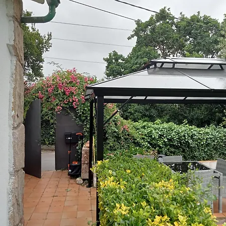 El Capricho De La Providencia 펜션 기욘
